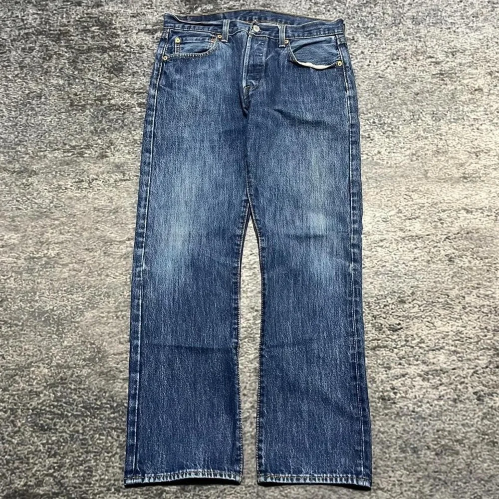Levi's 501 Button‎ Fly Jeans Mens 32x29 Blue Faded Straight Leg Denim